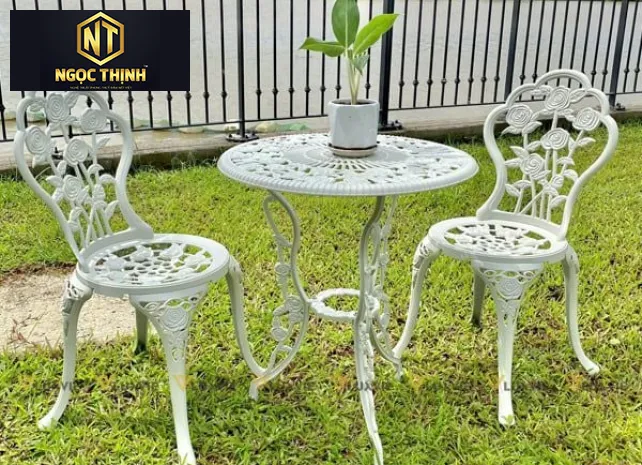 BỘ BÀN ĂN SẮT SƠN CHỐNG TĨNH ĐIỆN